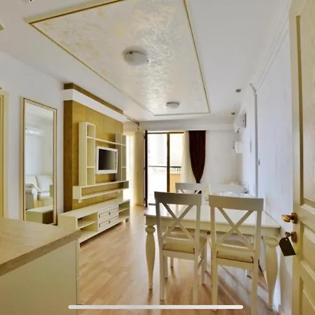 Golden Rainbow Vip סאני ביץ'